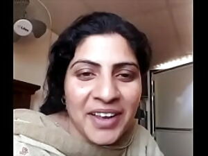 pakistani aunty prurient friend at court